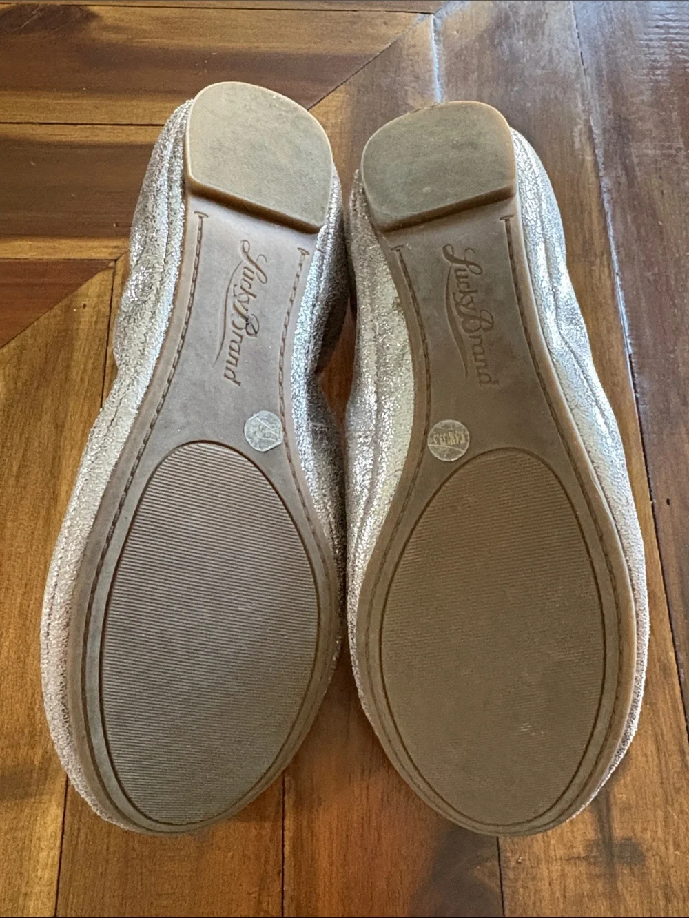 Lucky Brand Women's Metallic Silver Ballet Flats Size 9.5